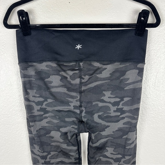 Splendid Camo Leggings Women’s Size Medium Stretch Performance Activewear - Picture 6 of 9